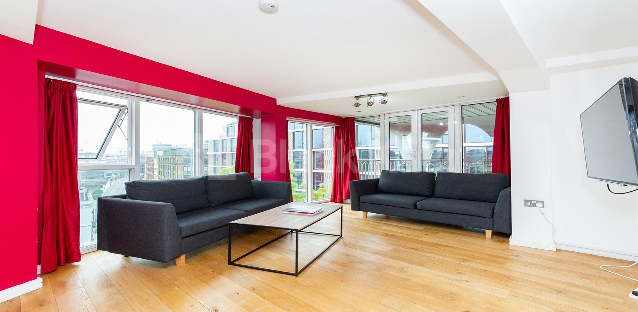 			3 Bedroom, 2 bath, 1 reception Apartment			 Farringdon Road EC1R, CLARKENWELL / FARRINGDON